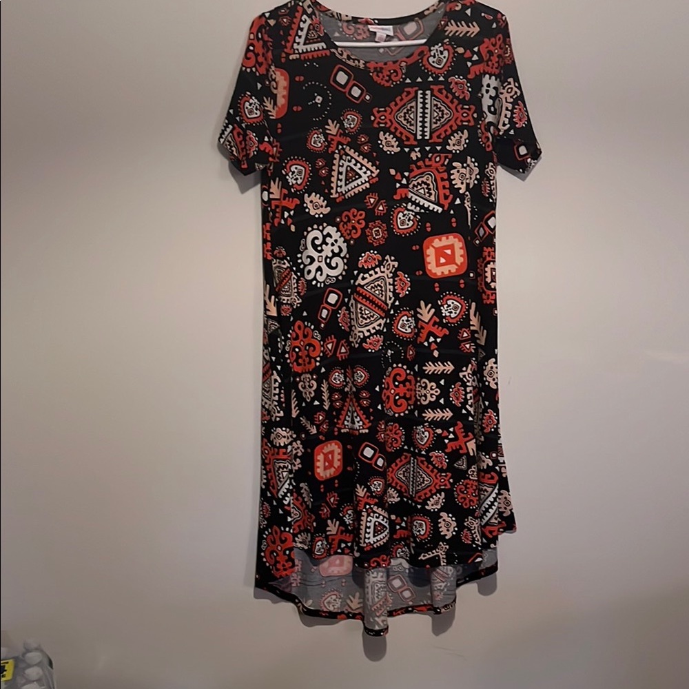 Lularoe Black and Red Patterned Dress